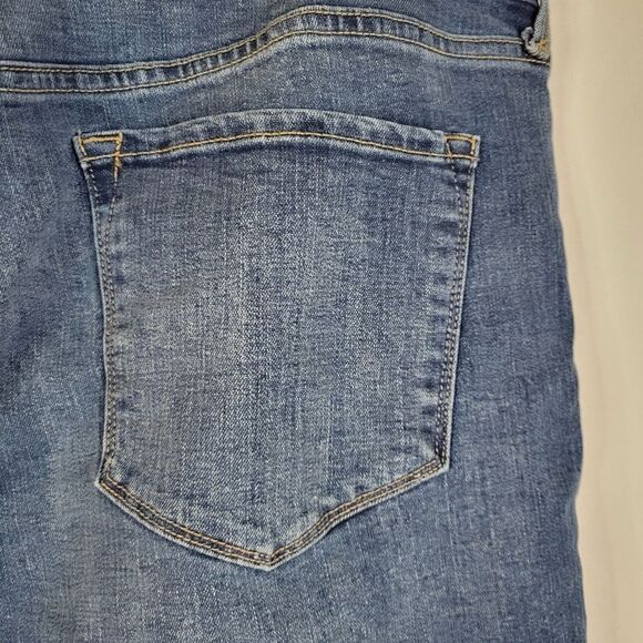 Sold Out Style Old Navy Curvy Fit Blue Skinny Denim Jeans - Picture 5 of 13